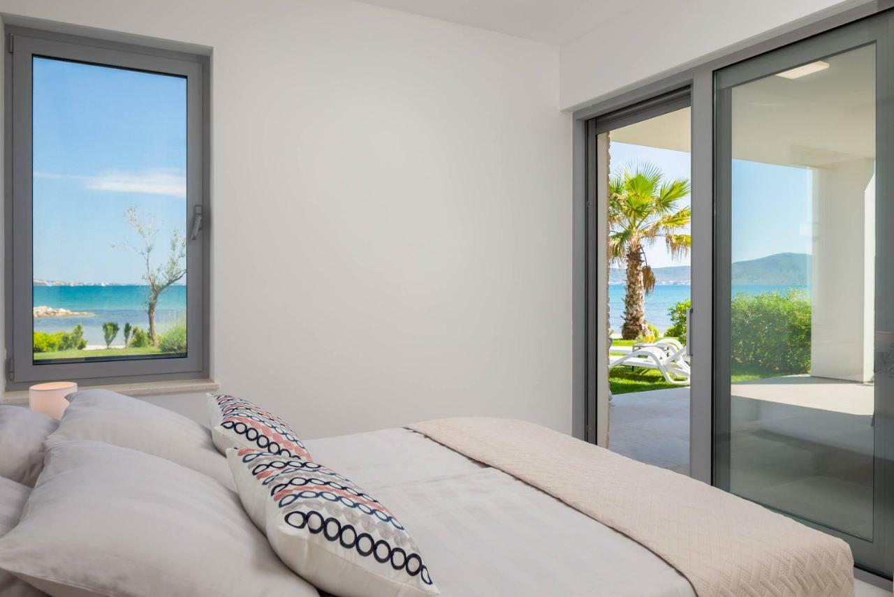 Luxury Design Beach Front Apartment Sukošan エクステリア 写真