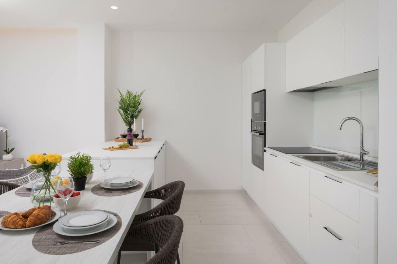 Luxury Design Beach Front Apartment Sukošan エクステリア 写真